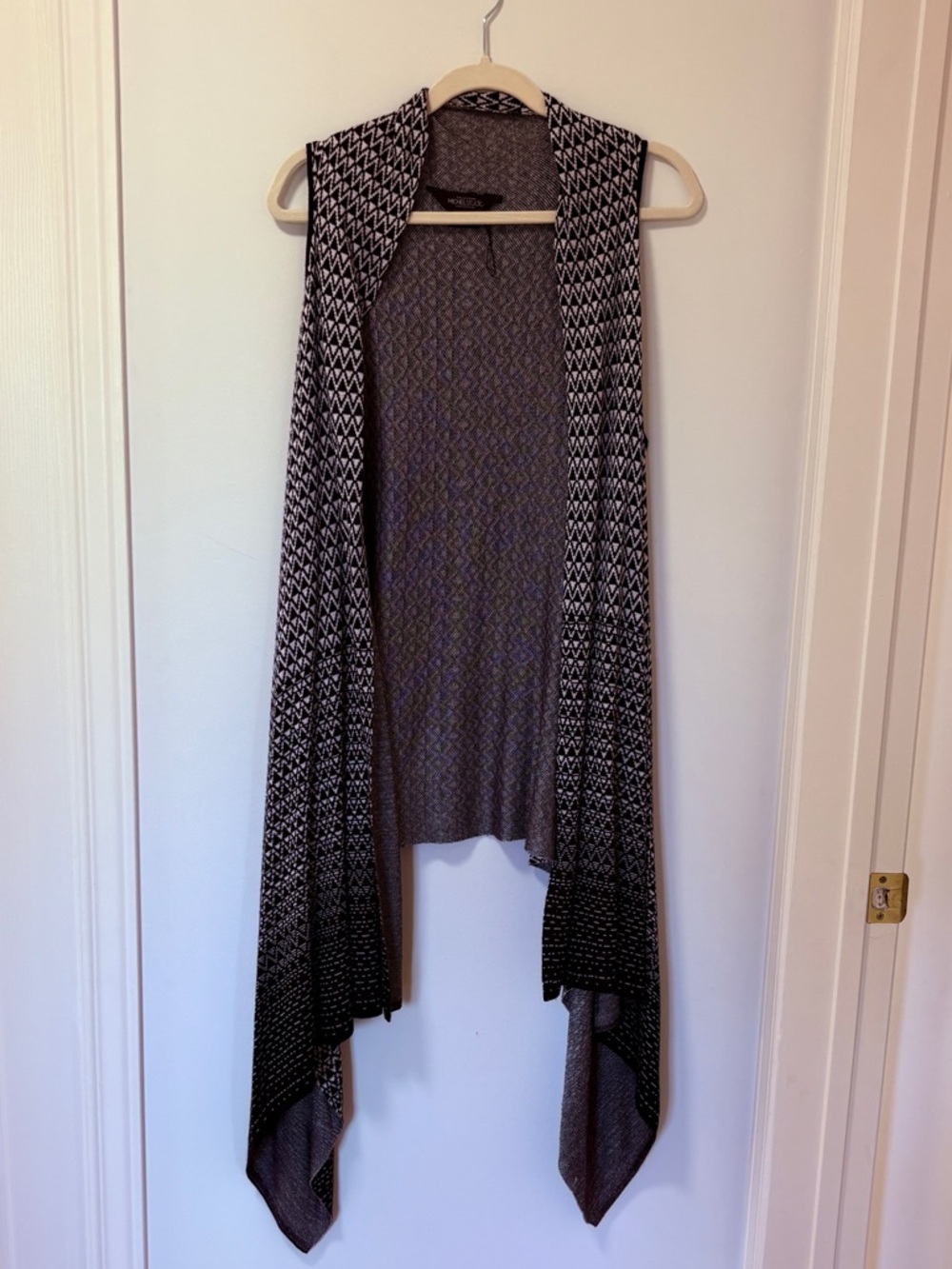 Michel Studio Waterfall Vest Patterned Black White Rayon Size X